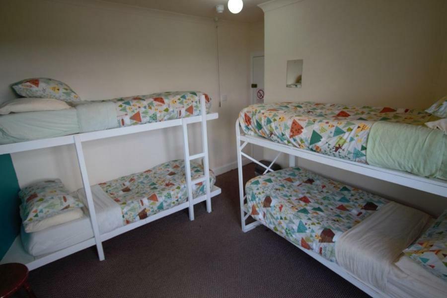 Inverness Student Hotel エクステリア 写真